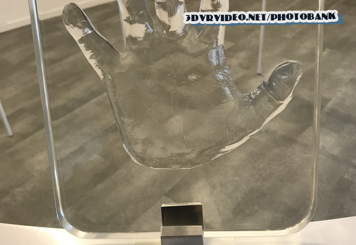 04 Czech Glass Hands Litomerice 0029