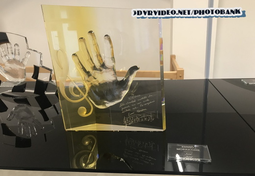 04 Czech Glass Hands Litomerice 0011